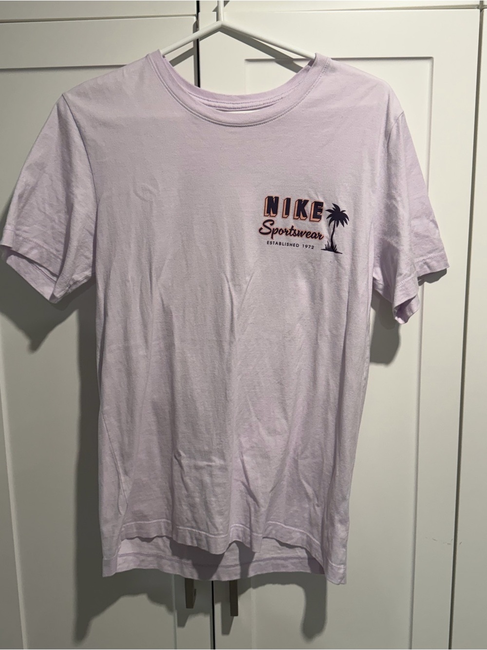 Nike Lilac Short-Sleeve Sportswear Tee with Palm Graphic